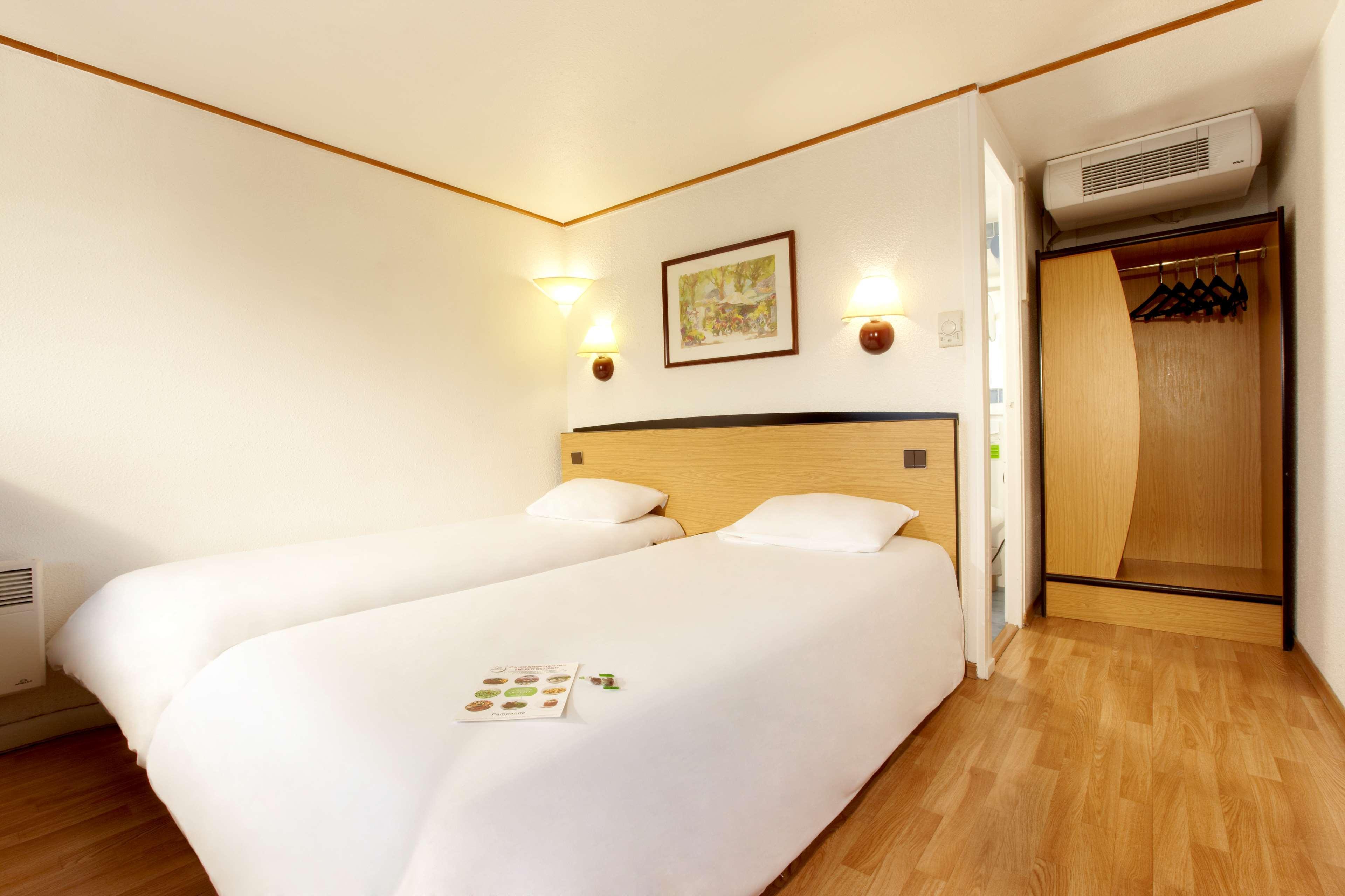 Campanile Metz Sud Jouy-Aux-Arches A31 Carrefour De L'Europe Hotell Rum bild