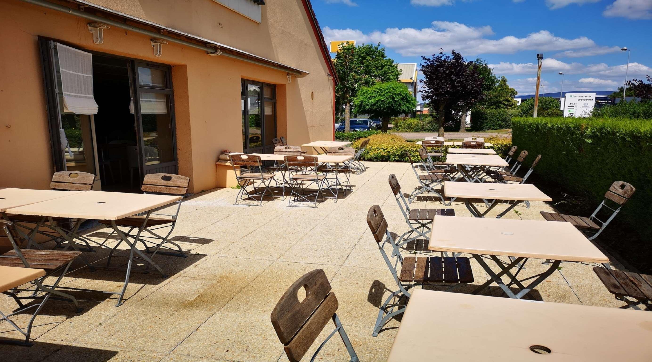 Campanile Metz Sud Jouy-Aux-Arches A31 Carrefour De L'Europe Hotell Exteriör bild